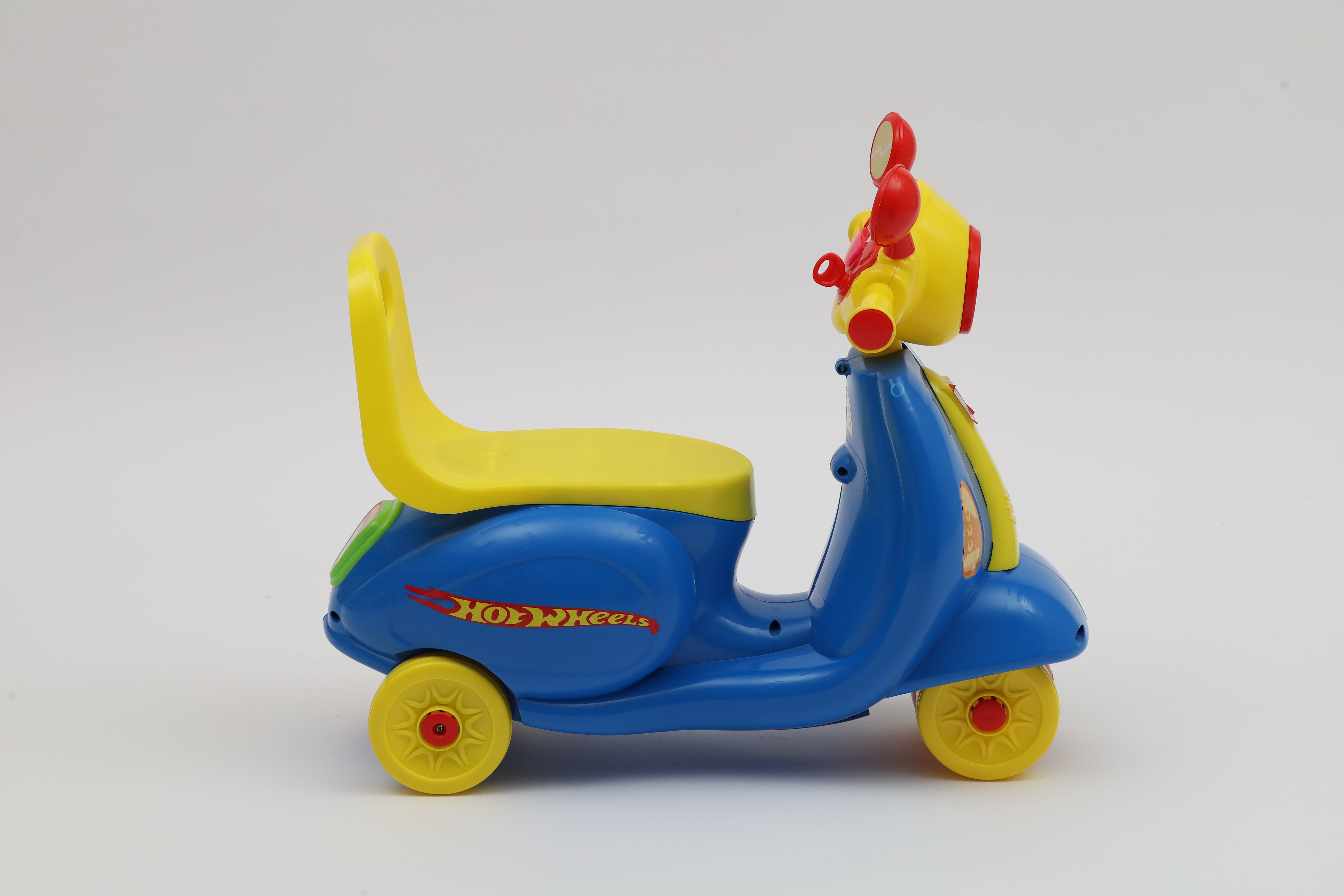 Evergreen Vespa Hotwheels Bike 19